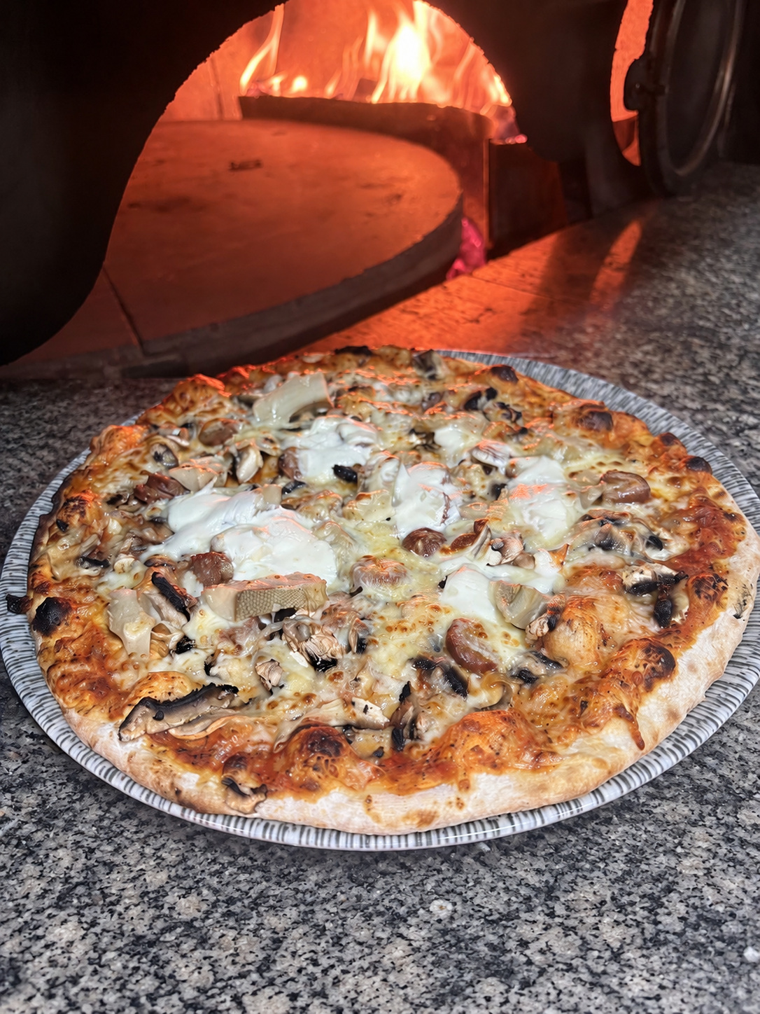 Pizza Firenze au feu de bois, Pizzeria Sole Mio Nancy