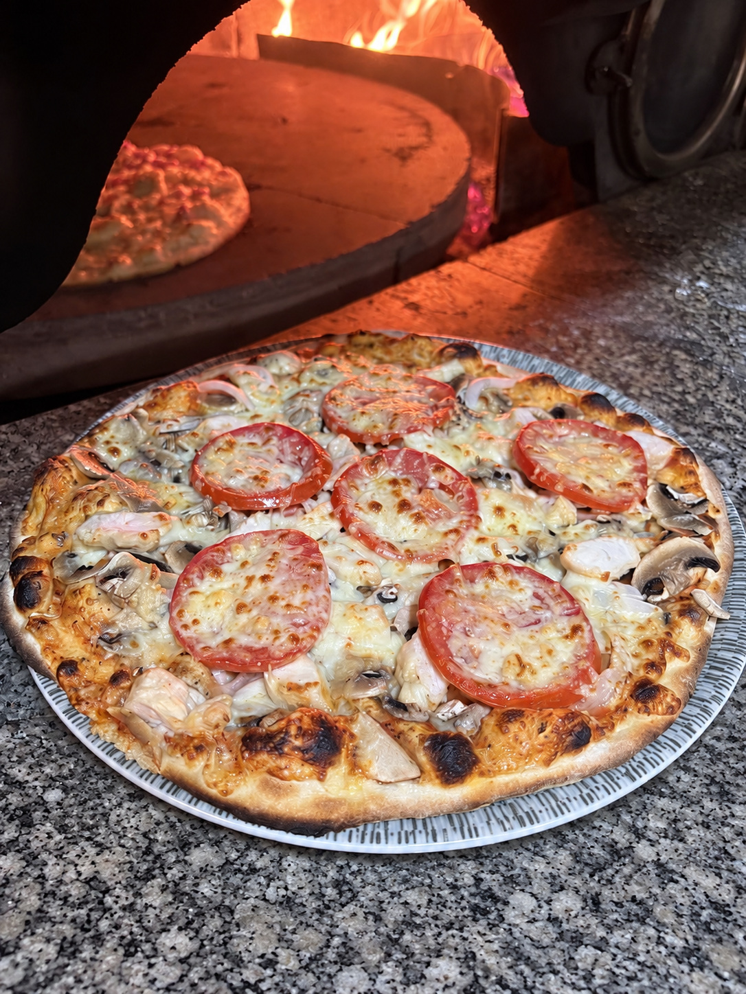 Pizza Pizza au poulet au feu de bois, Pizzeria Sole Mio Nancy